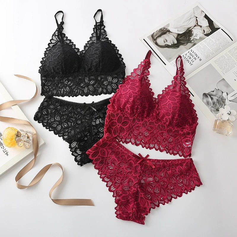 Conjunto Lingerie Sexy & Elegante: Renda Bordada e Conforto para Você Brilhar!