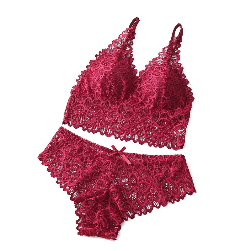 Conjunto Lingerie Sexy & Elegante: Renda Bordada e Conforto para Você Brilhar!